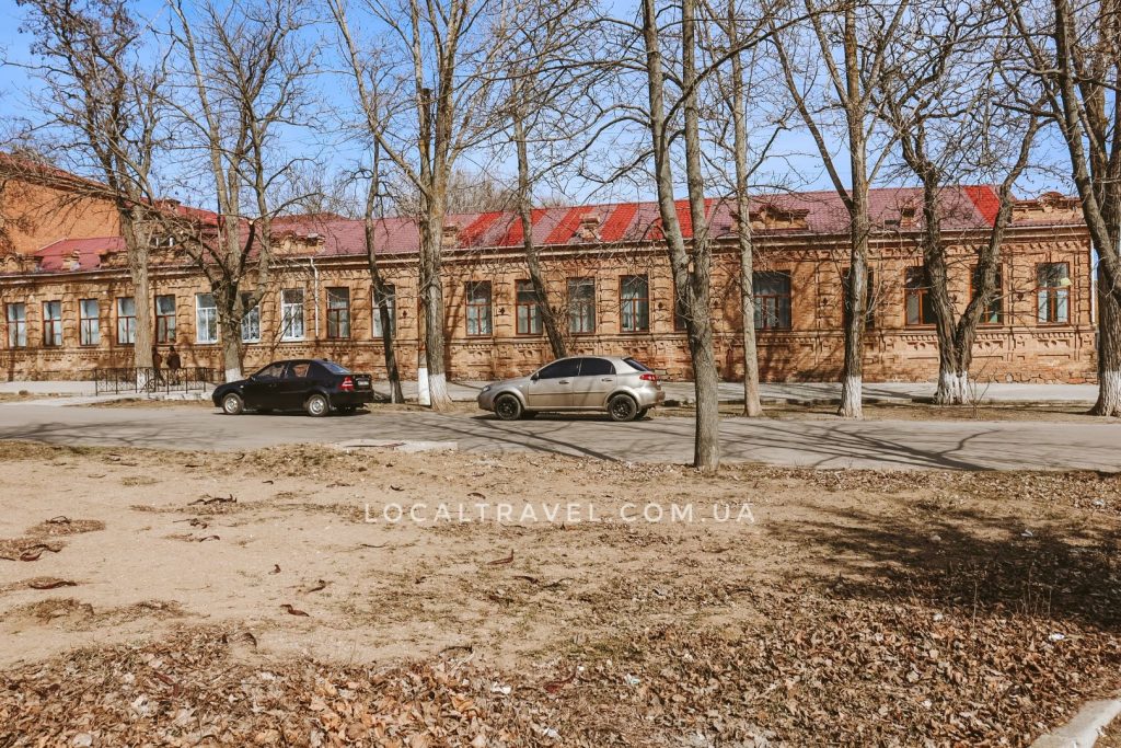 Женская гимназия в Приморске