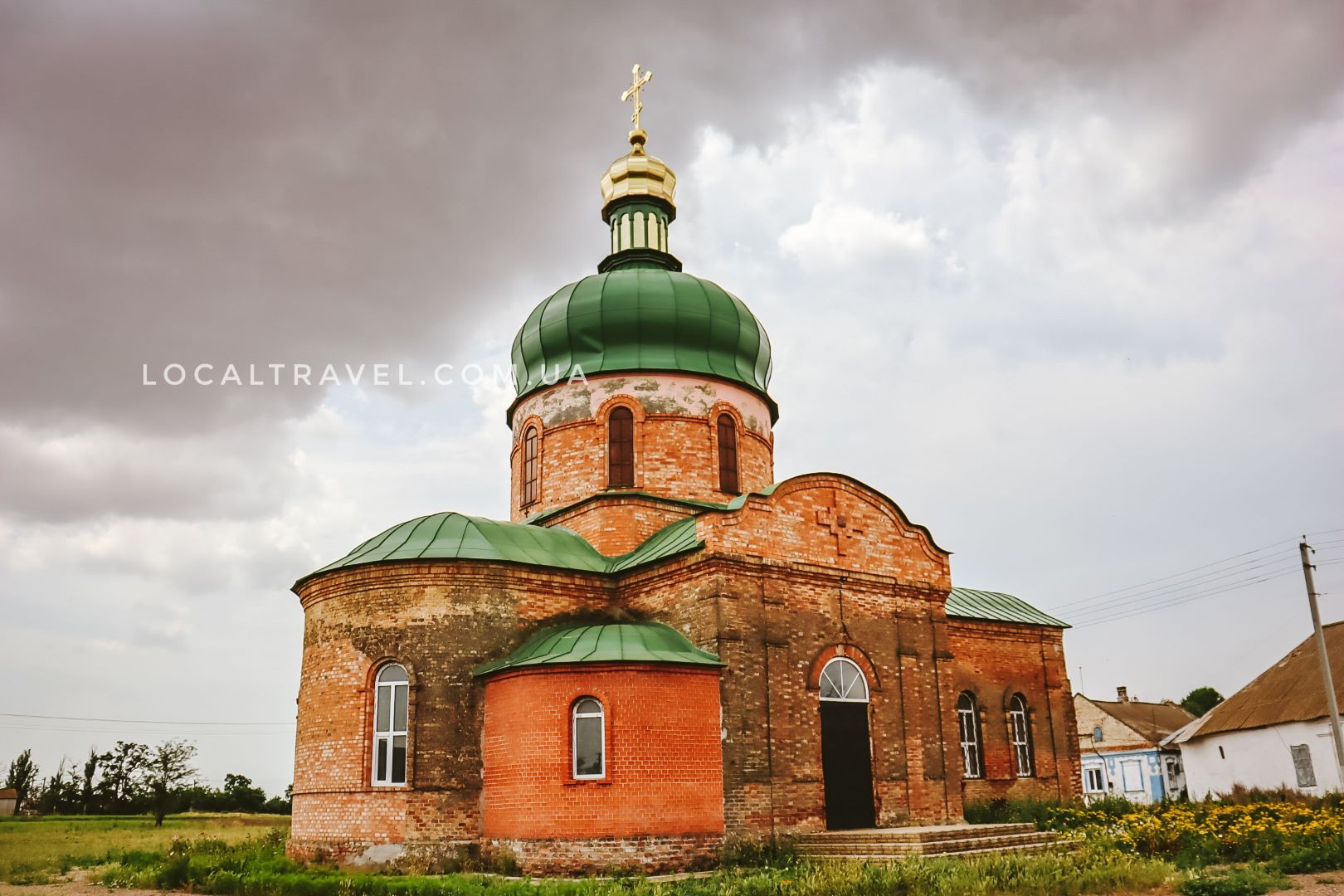 Храм с «чудесным» названием в селе Дунаевка - Local Travel