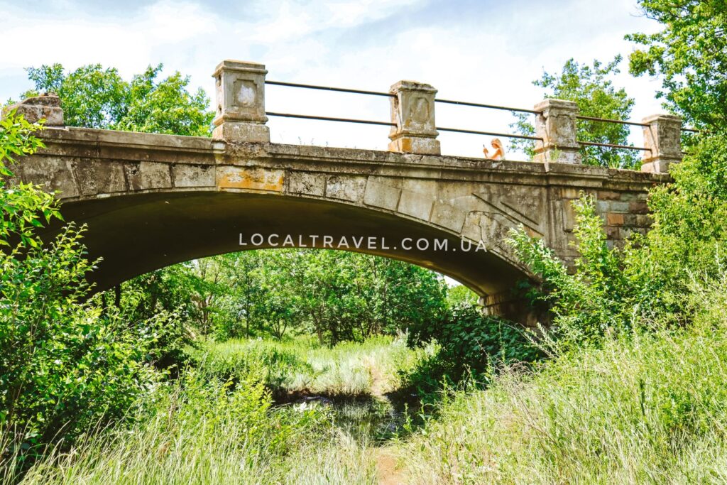 Старый мост в селе Любимовка